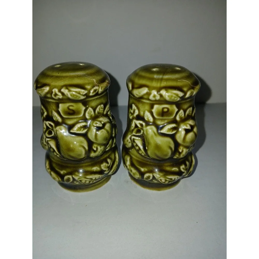 Vintage Harves Olive Green Glaze W/ Fruit & Veg • Salt & Pepper Shakers‎ • Japan